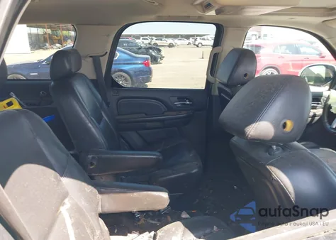 2007 Cadillac Escalade Standard из США, поврежденный, VIN 1GYEC63837R330300